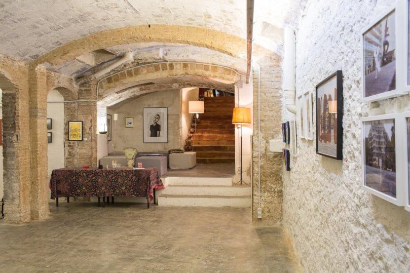 Exposición colectiva de cerámica 'Fang en femení'. Las cosas de Martínez. 47º Congreso y Asamblea General de la AIC. Barcelona. 2016.