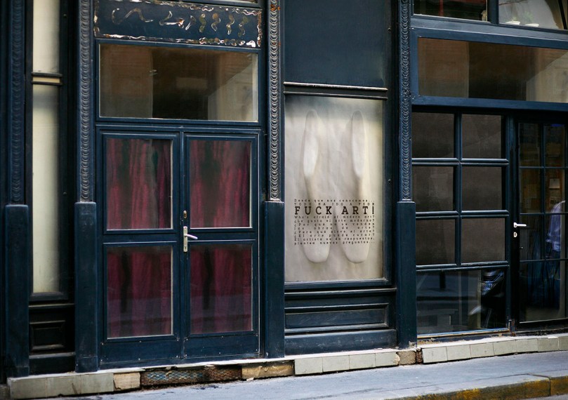 Aintzane de Luna en la expo colectiva “Desde que nos conocemos…”