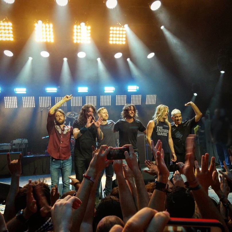 Foo Fighters y Aintzane de Luna en Barcelona