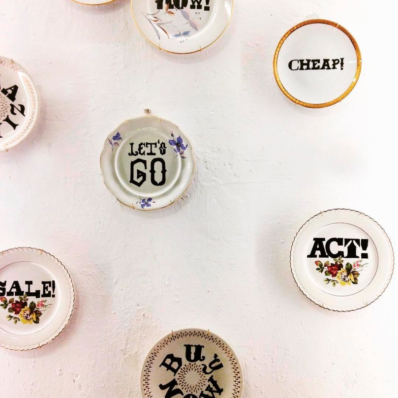 Aintzane de Luna presenta GET UP! Porcelanas & Mariposas