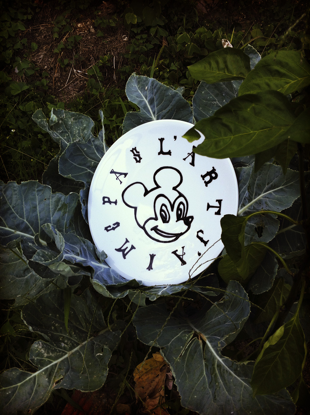 J'aime Pas L'art by Deluna Ceramics