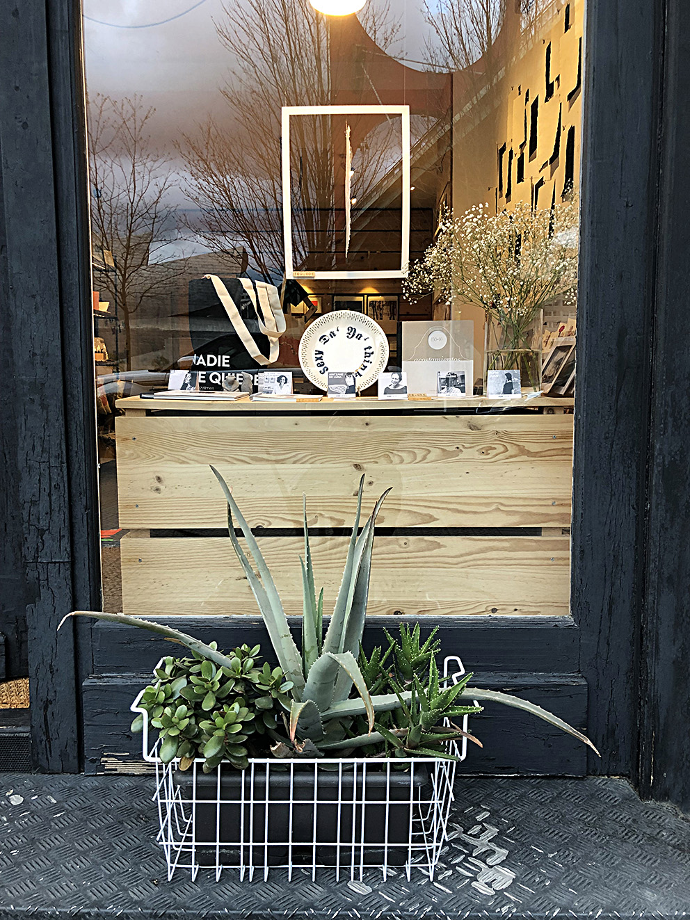 #8MUJERES Deluna Ceramics en EspacioAerre