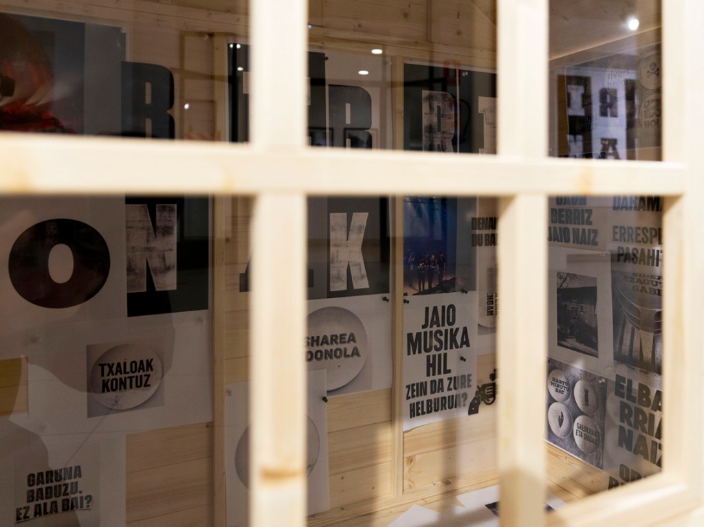 'Berri Txarrak, Berri Onak', instalación de la artista Aintzane De Luna