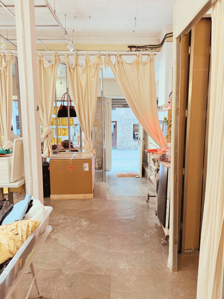 Deluna Zeramikak en el taller «Botijo is not dead» en Proyecto Hemen