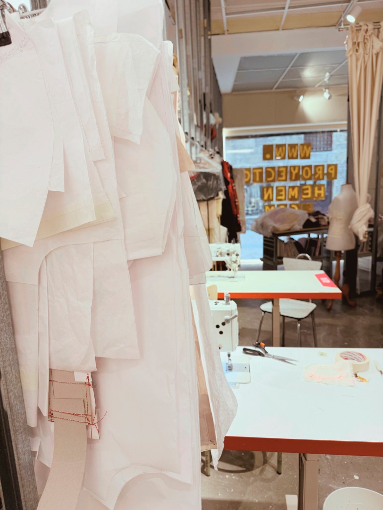 Deluna Zeramikak en el taller «Botijo is not dead» en Proyecto Hemen