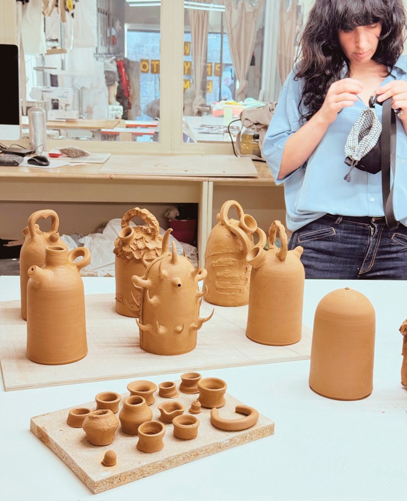 Deluna Zeramikak en el taller «Botijo is not dead» en Proyecto Hemen