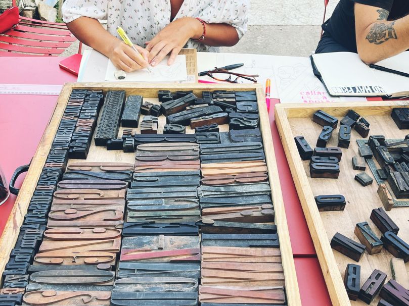 Aintzane De Luna en el curso «CARTEL POLÍTICO: AGITACIÓN Y PROPAGANDA» con Elías Taño